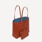 Debossed Leather Tote - 图片 3
